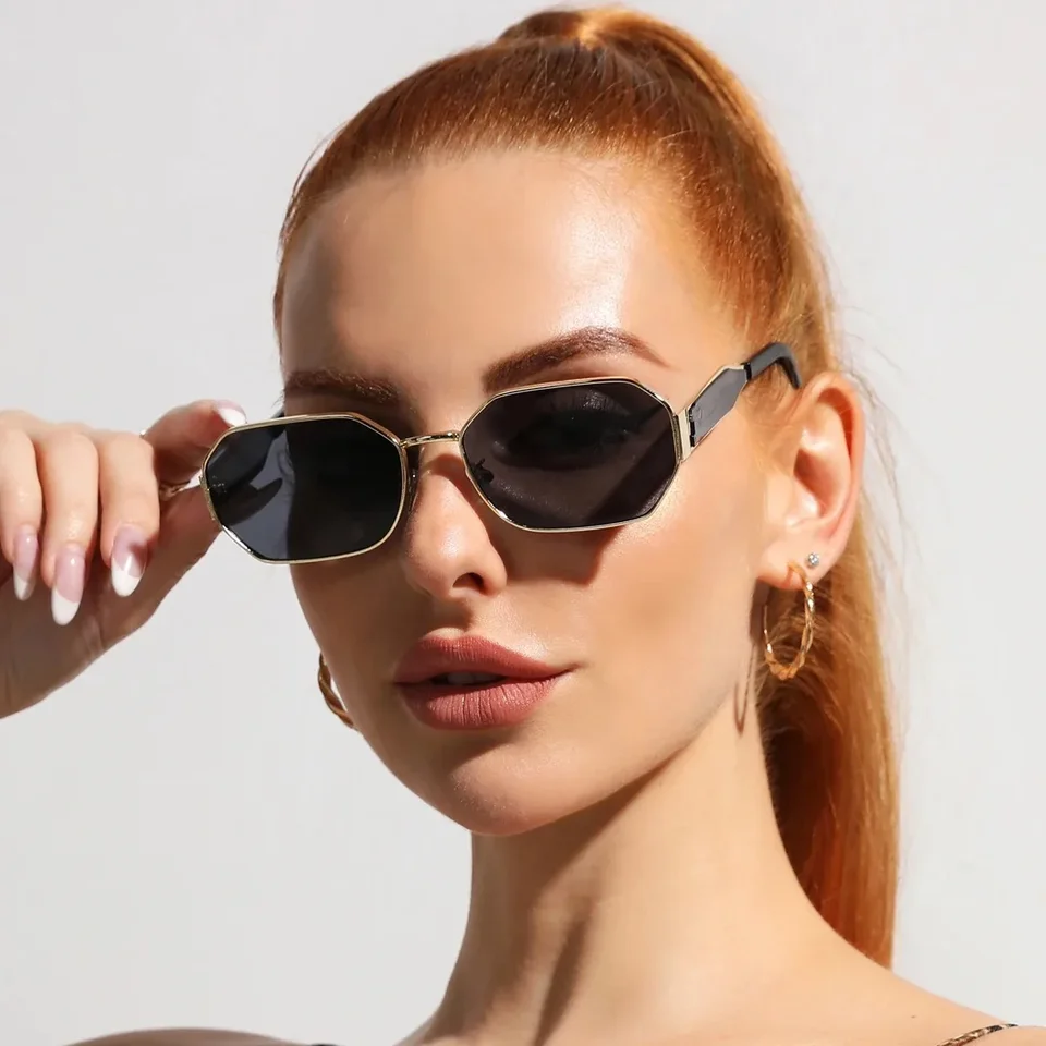Malý rám vintage slnečné okuliare Ženy Polygon Luxusné znaky okuliare Ženy Vysoko kvalitné 2024 okuliare Gafas de sol Mujer