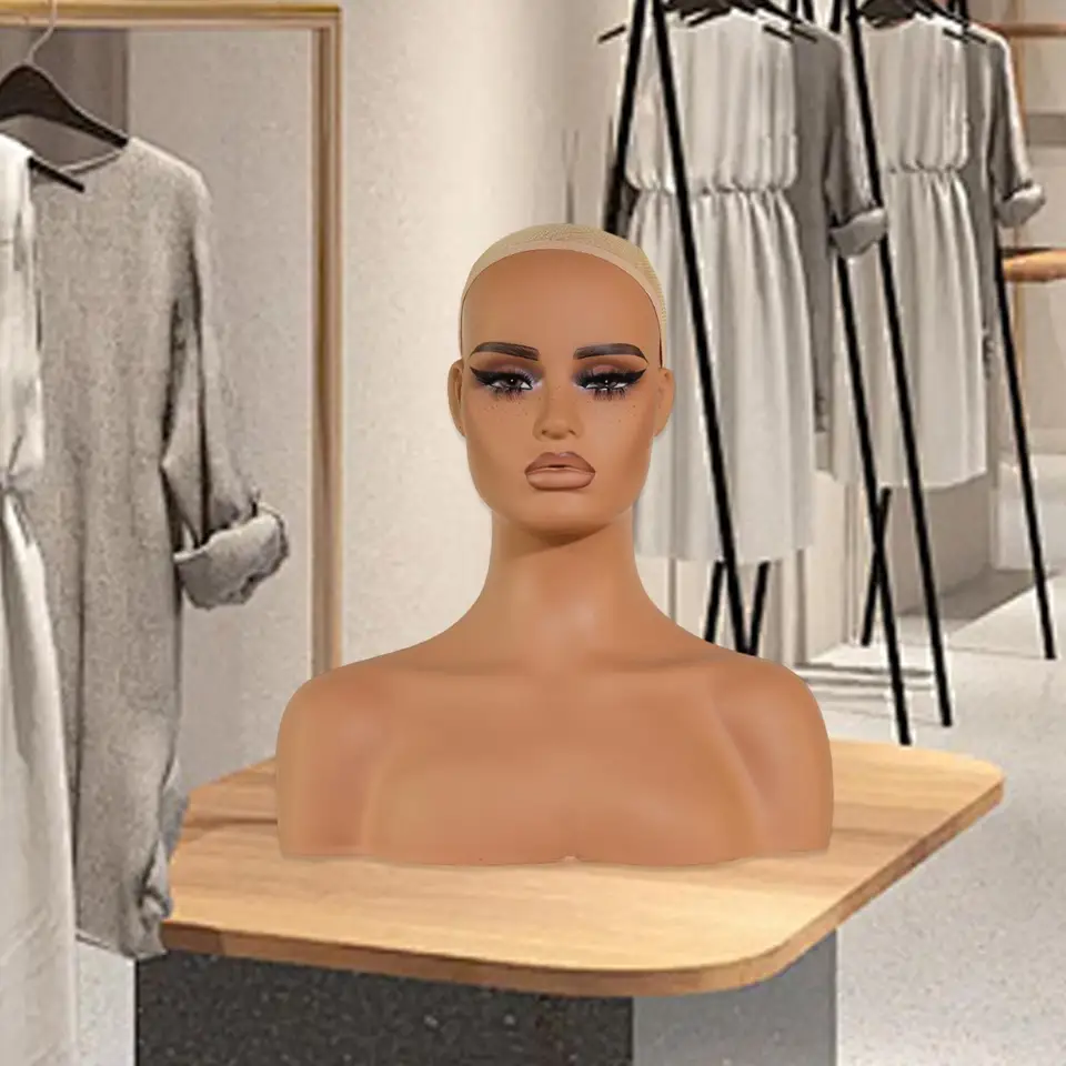 Mannequin Head PVC Hlava Obvod 53 cm s make -upom parochňový stojan na parochňu hlava Manikin hlava busta pre parochňu.