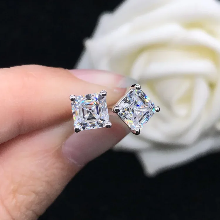 Masívne biele zlato AU585 Platinum PT950Four pazúry diamantové náušnice Dámske náušnice Nový 14k jednoduchý trend
