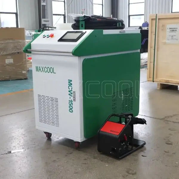 Maxcool laserové stroje 1500 W 2000 W 3000W Vláknité strihanie laserového stroja, zváranie, čistiaca funkcia 3 v 1