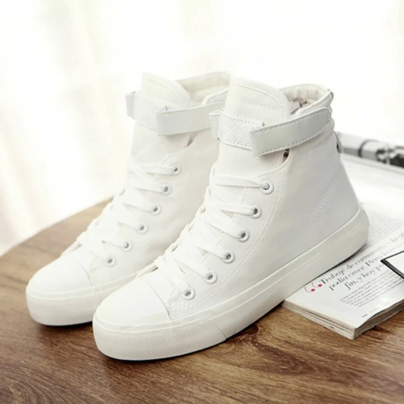 Men topánky High Top Canvas topánky vonkajšie priedušné vychádzkové topánky módne ľahké tenisky nekĺzané ploché príležitostné topánky Tenis