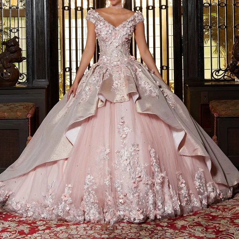 Mexiko ružové lesklé šaty Quinceanera šaty V-krk korálky Aplikácie čipky kvetinové korálky Hubiny sladké 16 Vestidos de 15 Anos
