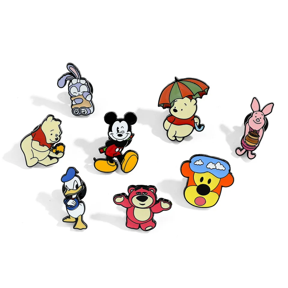 Mickey Mouse Smalt Pin Donald Duck Strawberry Bear Pins Pins Odznaky na batohoch brošňou pre oblečenie dámska brošňa