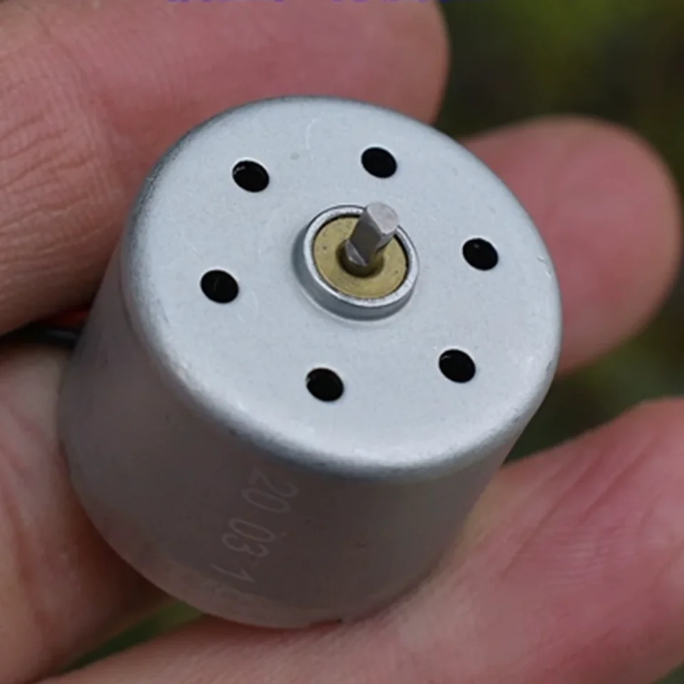 Micro 2418 24 mm*18 mm 310 CCW Bldc Mute Brushless Motor DC 12V 21000RPM Vysoko rýchlosť vstavaného vodiča D-Shaft Short Hriadeľ
