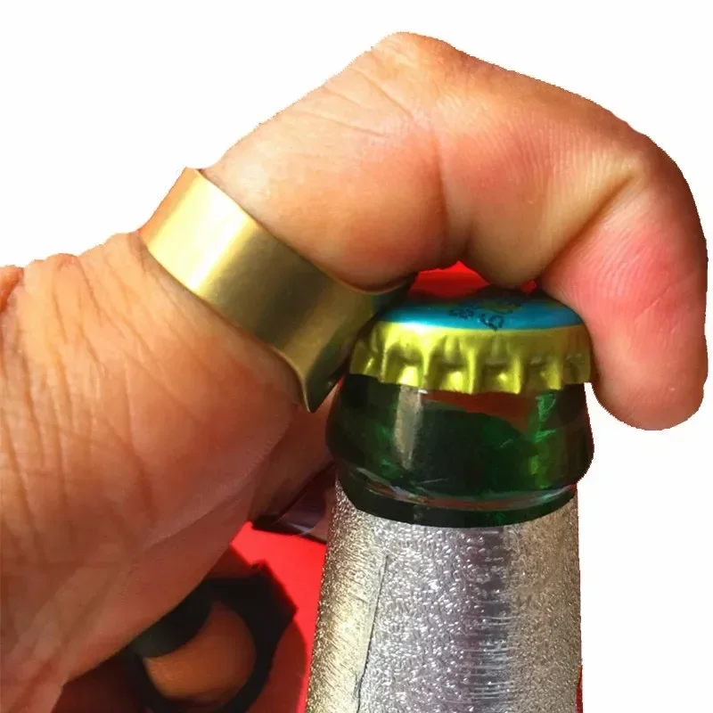 Mini Cant Opener z nehrdzavejúcej ocele otvárač fľaše Otvárač prsteňa v tvare fľaše na pivné uzáver Otvárací odstraňovač kuchynských gadgetov