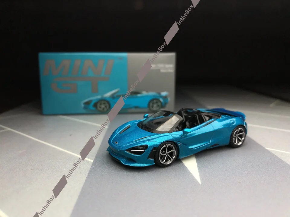 Mini GT 750s Spider Belize Blue # 812 ~ 1/64 Diecast Model Collection Collection Limited Edition Hobby Hračky