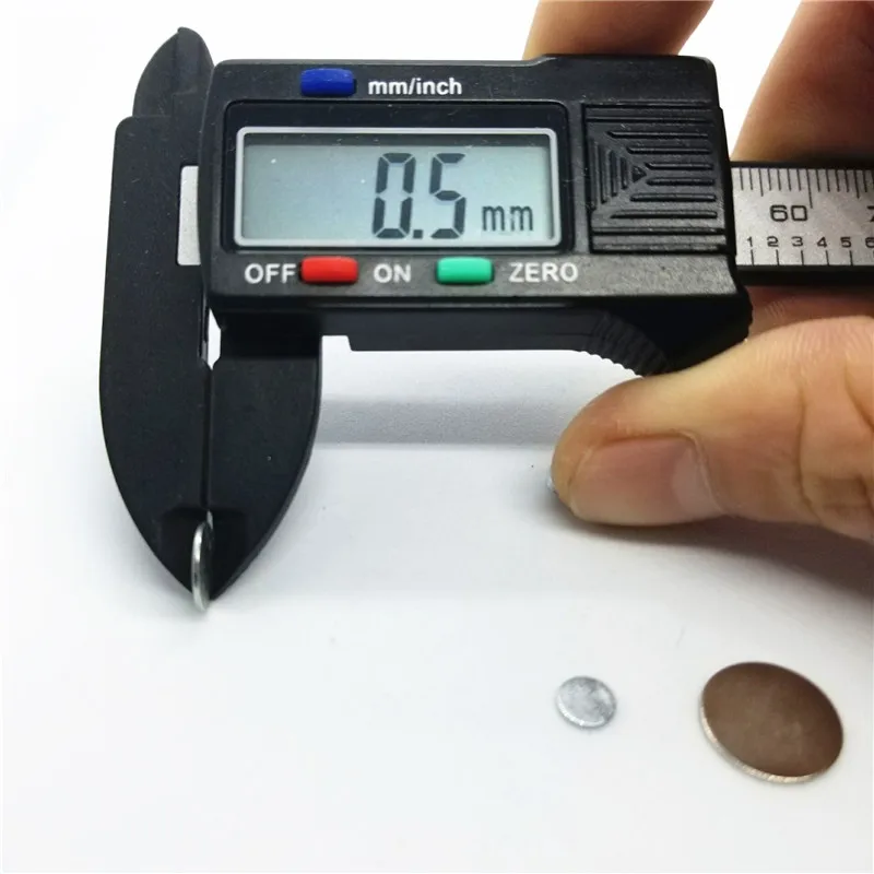 Mini malý magnet 1x0,5 mm 2x0,5 3x0,5 4x0,5 5x0,5 6x0,5 8x0,5 12x0.5 Novorodenec ndfeb Micro tenký magnet Presnosť 0,5 mm magnet