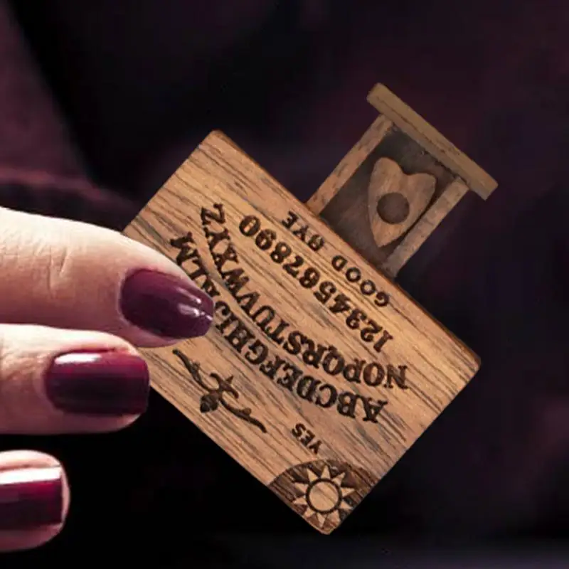 Mini Ouija Board Game Drevená doska Ouija abeceda vintage s Planchette Miniature Board Divination Tools pre dekoráciu stola