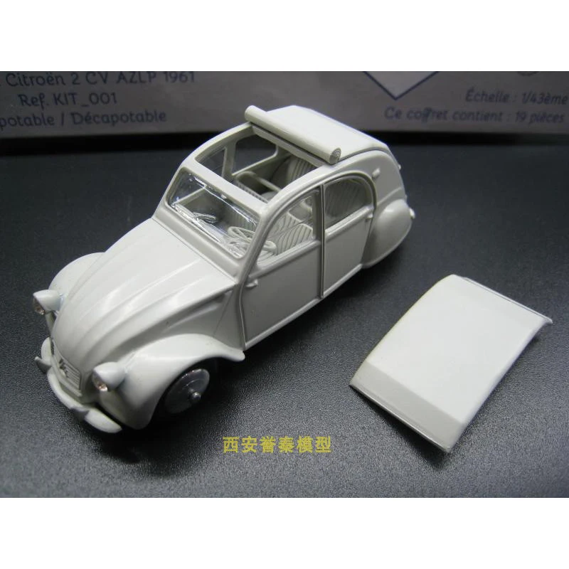 Minialuxe Miniakit 1/43 Model zliatiny v mierke Citroen 2CV AZLP 1961 Zostavený model Citroen Headlamp Crystal