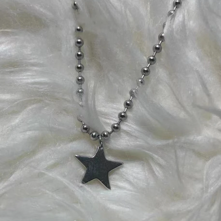 Minimalistická hip hopová hviezda prívesok náhrdelníky sladké chladné horúce dievčatá pentagram korálky reťaze reťaze pre ženy Kórejské módne šperky