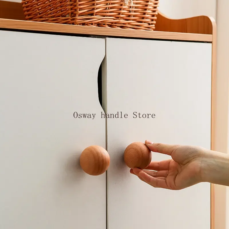 Minimalistické okrúhle drevené zásuvky na gombík Prus Prírodné orechové orechové popolčeky bukový dekor loptičku Kuchynské rukoväte kľučky jednoduchý nábytok hardware