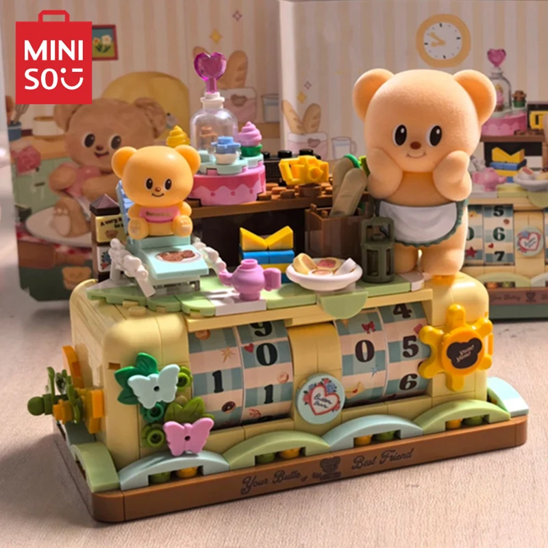 Miniso Butter Bear Bear Buildar Buildar Bloky stolové ozdoby Anime Collection Model Zhromaždený darček k narodeninám
