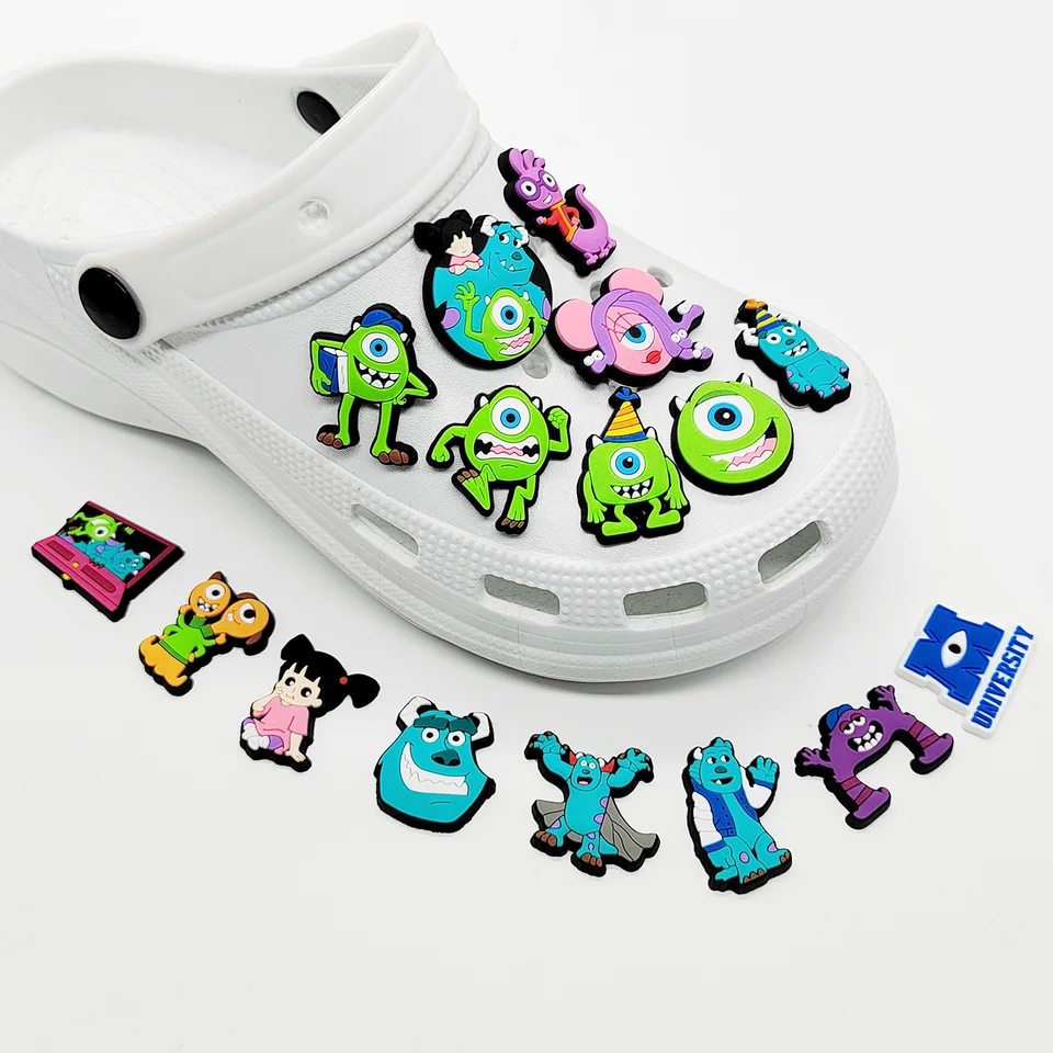 Miniso Cartoon Charms Designer Monsters Inc. Univerzita James P Shoe Charms Dekorácie Sandálové doplnky pre darčeky