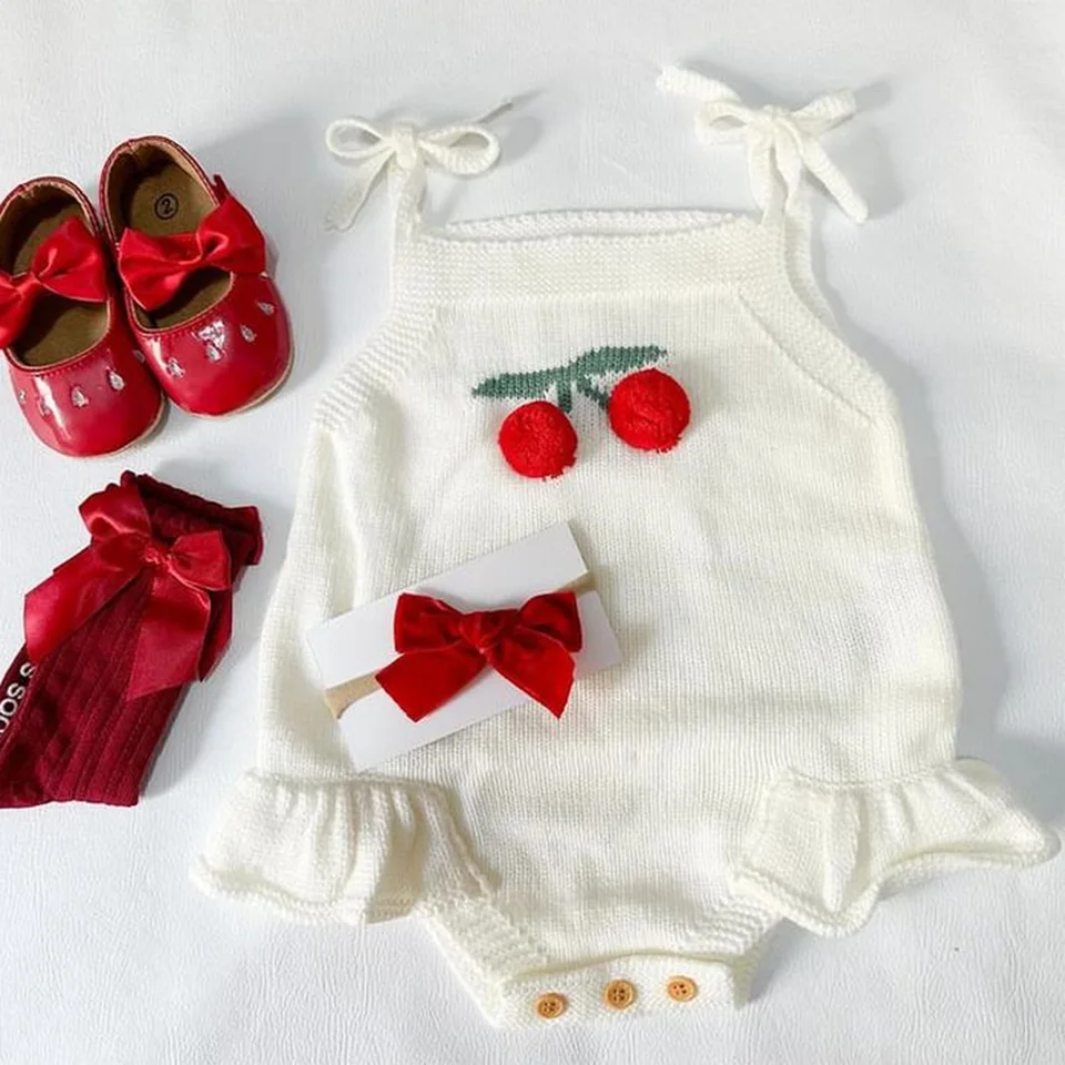MISOWMNOY Summer Soft Knit Dievčatko Romper Roztomilý sladký rukáv bez rukávov špaghetti remienok 3D čerešňový rufovaný detský sveter Bodysuit