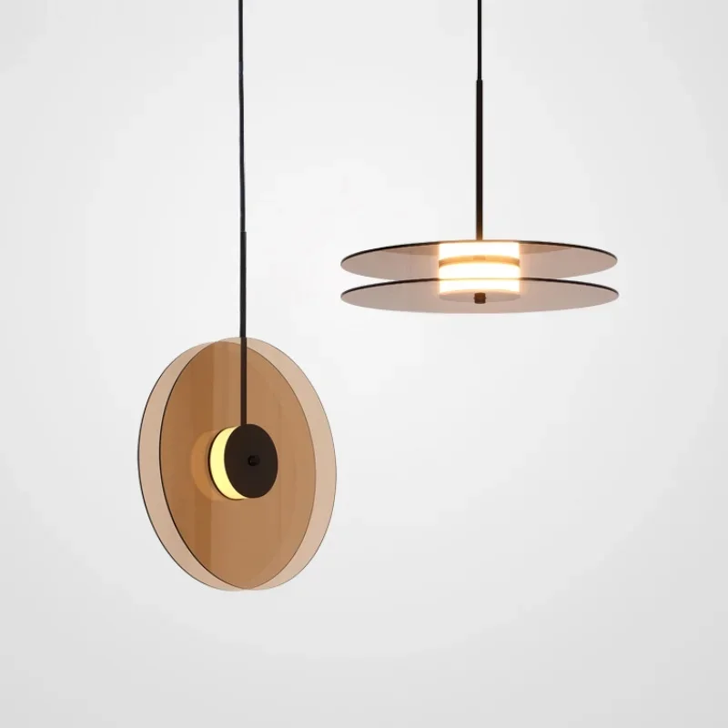 Moderné minimalistické sklenené záznamy