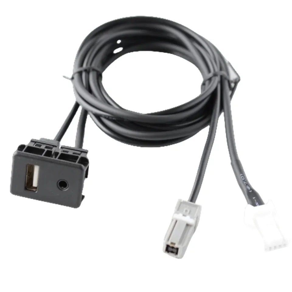 Modifikácia jednotky Denso Navigation Head pre Lexus/Toyota s portami AUX a USB
