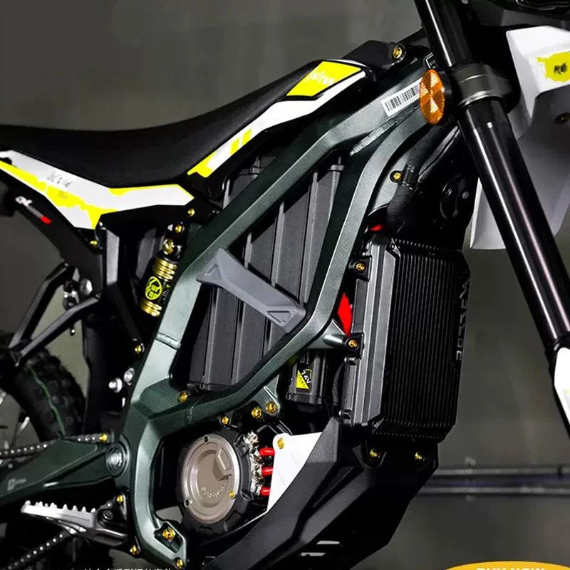 Modifikácia modifikácie upgradu Surron Ultra Bee Titanium skrutky celé motocyklové skrutky Modifikácia Titániové skrutky Upevnenie pre UB