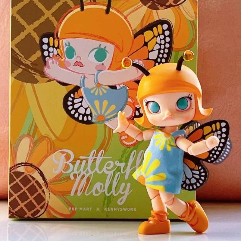 Molly Bjd Doll Magic Show Cat Cat v krabici Butterfly roztomilé hračky Zbierka dekorácie Model Desktop Friends Birthday Darčeky