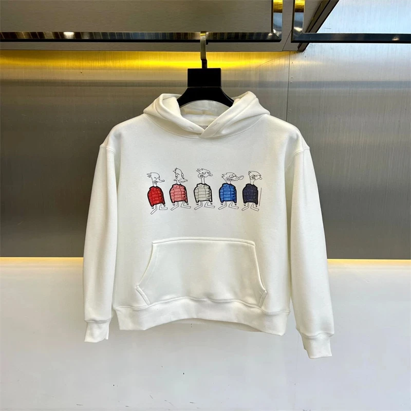 Mon Cler Fashion Brand Designer Fun Tlate