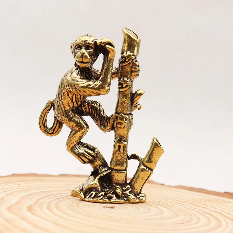 Mosadzná opica lezenie bambusový stĺp malá ornament zverokruh figuríny feng shui domáce dekorácie remeselníkov