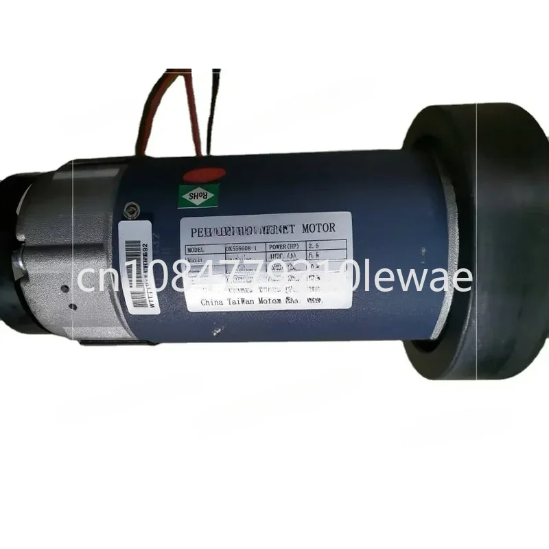 Motor bežiaceho pásu 2,5 hp 180V 6,5A 4500 ot./min.