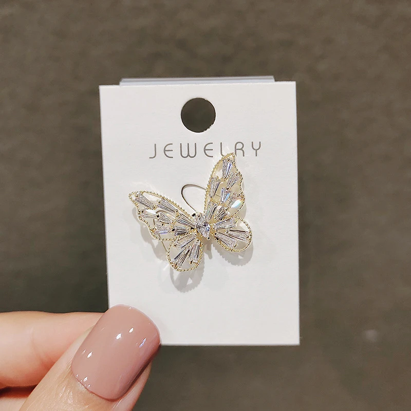 Motéfly brošní pre ženy kovové protigleové klop PIN s pevným oblečením SVINA SVETOVÝ SLOŽKA PRÍSLUŠENSTVO