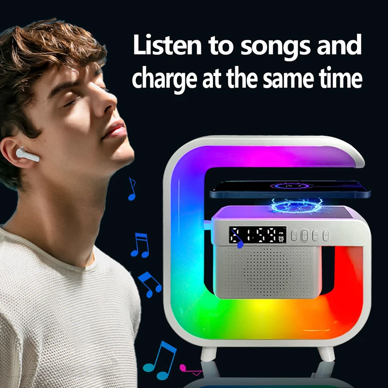 Multifunkcia bezdrôtového nabíjačky Bluetooth 5.0 reproduktor FM TF RGB Night Light Quick Charg Station pre iPhone Samsung Xiaomi