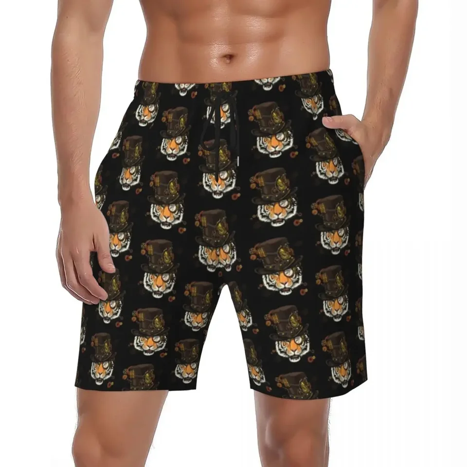 Muž Gym Shorts Steampunk Tiger Fashion Swim Trunks Stredoveké a viktoriánske umenie priedušné športové surfovanie s horúcimi krachovými šortkami