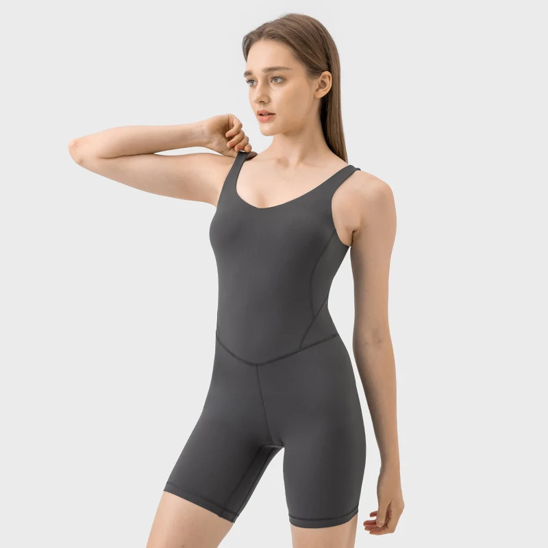 Mäkké nylonové čalúnené push Up oblečenie Fitness Short BodySuit bez rukávov Cvičenie športového oblečenia Dámske jednodielne jogu