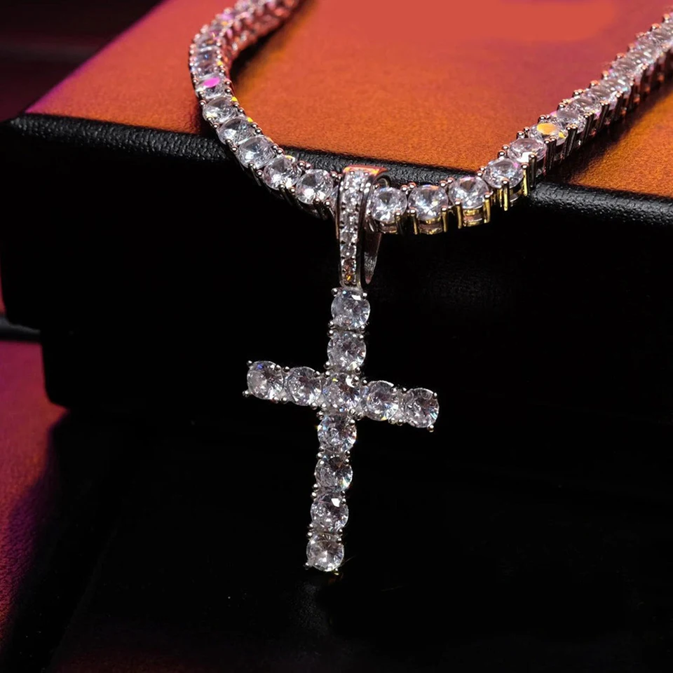 Módna jednoduchý bling krížový šperk na šperky ľadové idúce kubické zirkónia diamant 18k biely zlatý krížový krížový náhrdelník pre mužov