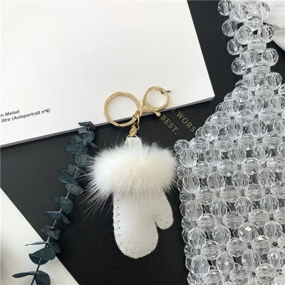 Módna nadýchaná rukavica Keychain Kožená taška Prívesok Mink Hair Hračky Hračky Soft Soft Soft Car Keyring Kľúčová dekorácia