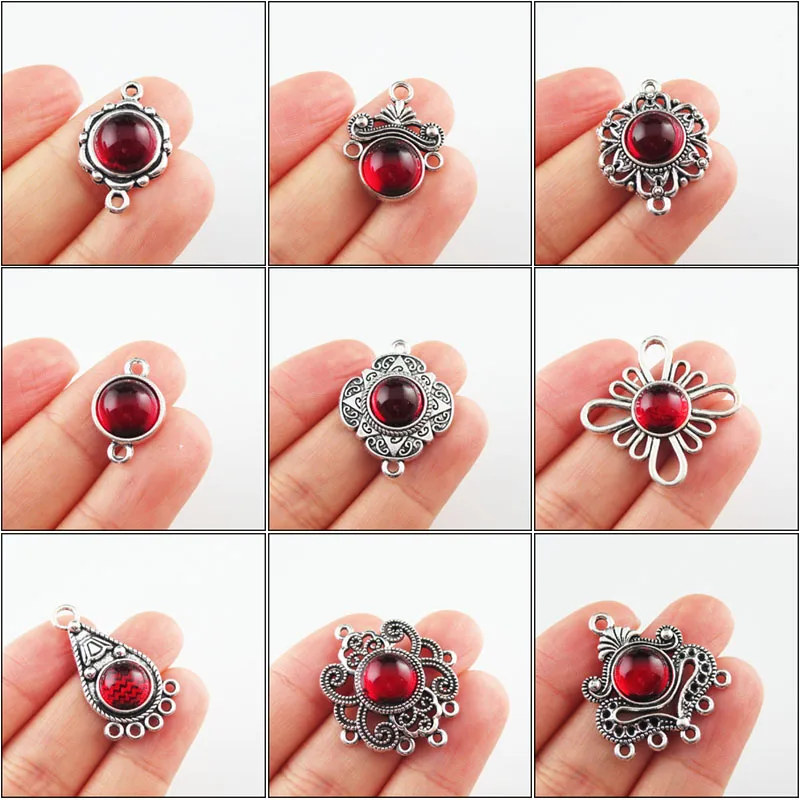 Módna nová ďatelová kvetina kríž koruny Kúzla Kúzla konektory 10 mm červená glazúra Tibetan strieborne klenuté prívesky retro