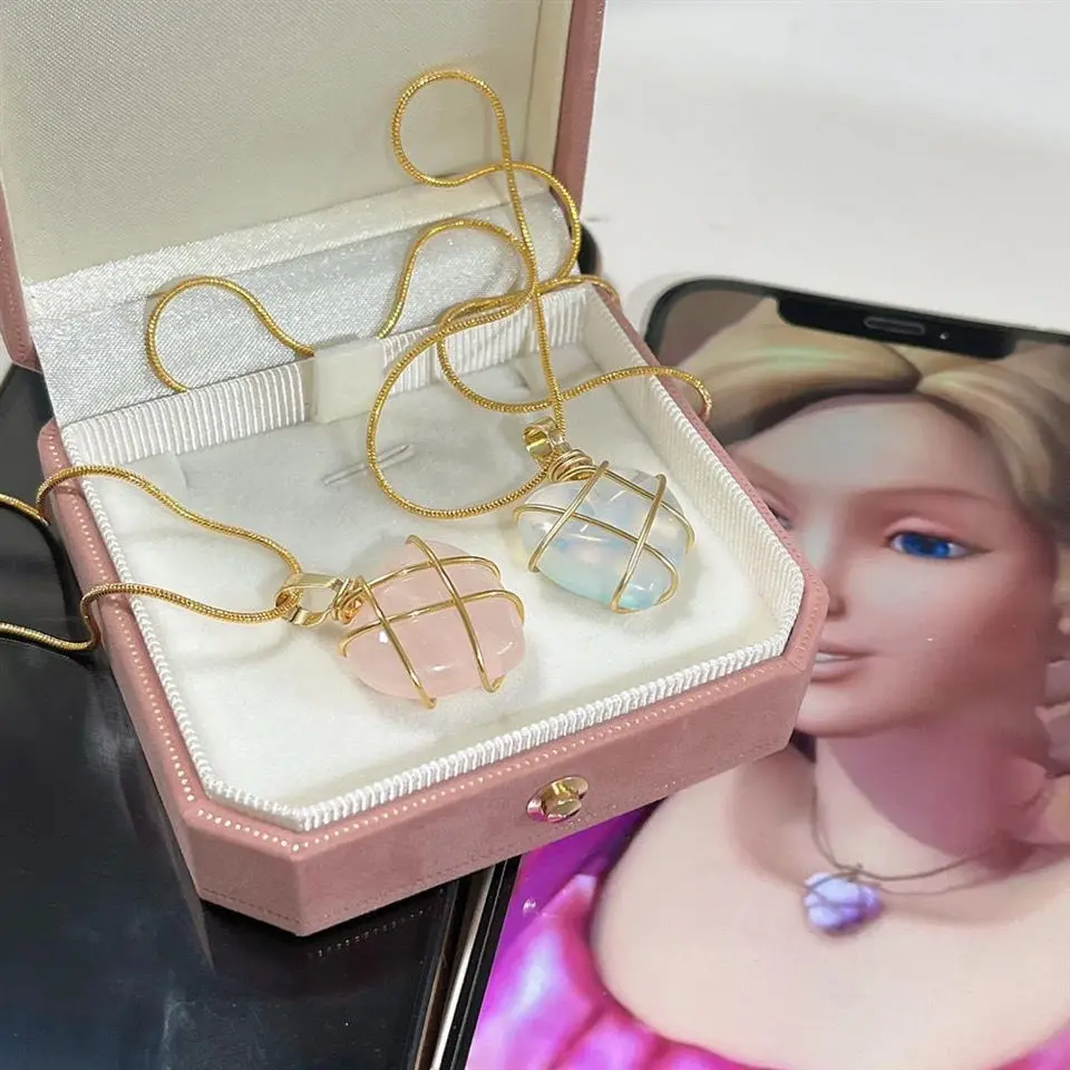 Módna opálová náhrdelník náhrdelník Hrad pre ženy dievčatá Rose Quartz Barbie náhrdelník šperky doplnky darček