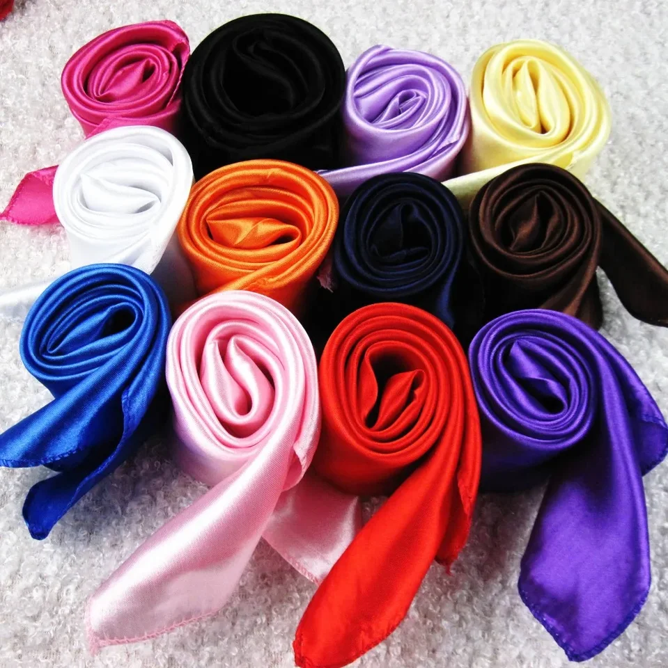 Módna pevná ženská štvorcová šál Fake Imitované hodvábne obaly Elegantné kvetinové jar letné letné krk kravata kravata kravata Kerchief