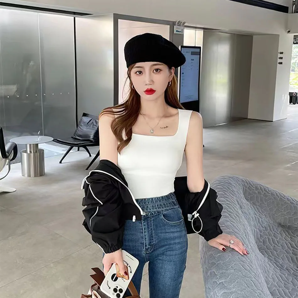 Módne camisoly Ženy široké rameno štvorcový krk rebrované backless Tank top s jedným kusom anti osvetlenie vstavané v podprsenke bez námahy