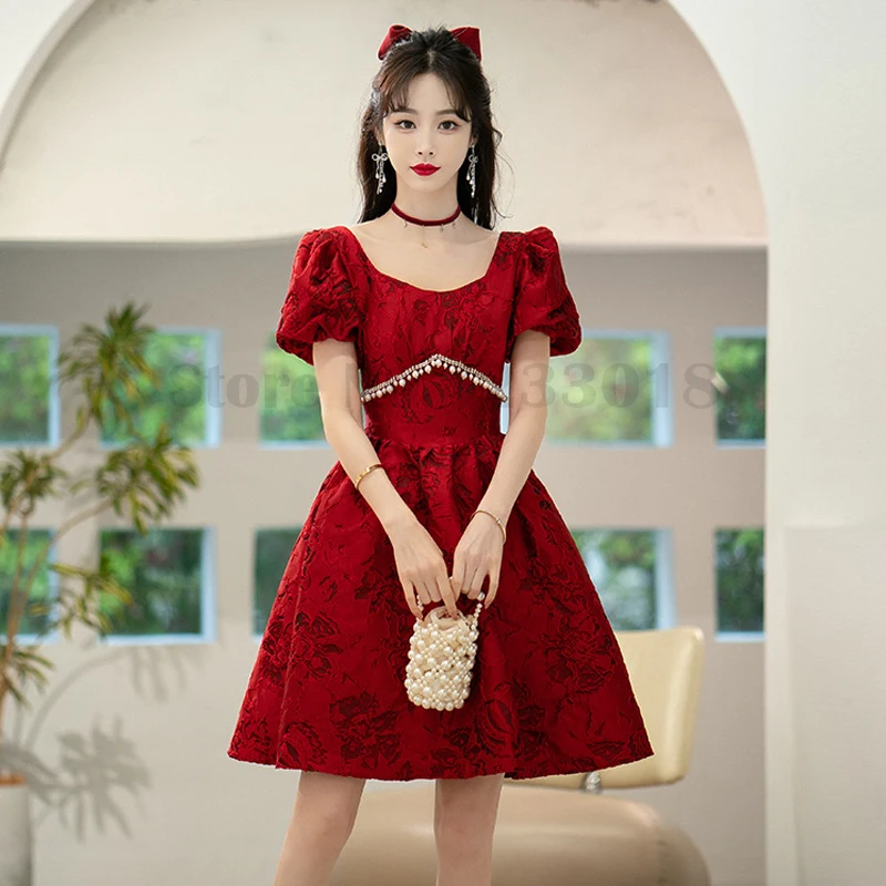 Módne štvorcové šaty Svadobné šaty Svadobné toastové oblečenie Summer s krátkym rukávom Vytlačené qipao elegantné Tassel cheongsam