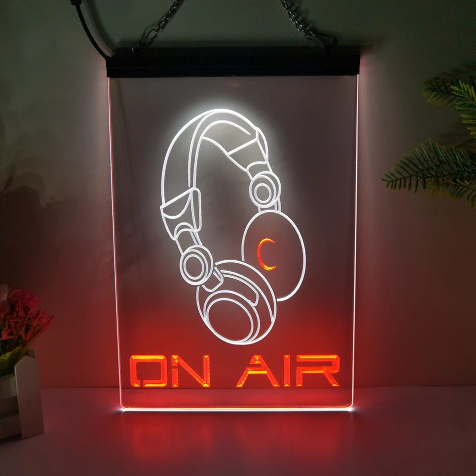 Na leteckom štúdiu LED Neon Sign Domov Domáca dekorácia Nový rok Svadobná spálňa 2 farebný displej