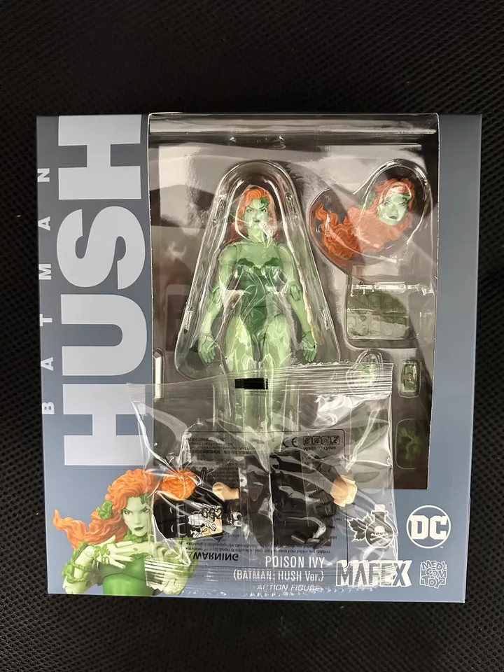 Na sklade originálny mafex batman ticho jedovat brečtan brečtan brečtan žien s 6 palcovými akčnými figúrkami Zhromažďovanie zdobených ozdôb darčeky