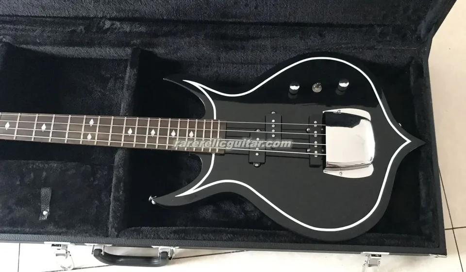 Na sklade Simmons 4 Strings Black Electric Bass Guitar mahagany Body Rosewood Diamond Diamond Vložka Veľký krycí most