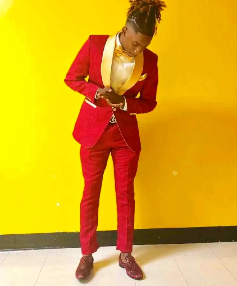 Najnovší greamsmen Red Pattern Groom Tuxedos Shawl Gold Lafe Men obleky 2 kusy Svadobný ženích (bunda+nohavice+kravata) D118