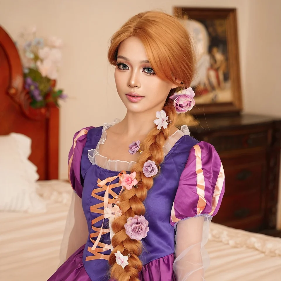 NAMM 48 palcov extra dlhá svetlo hnedá Halloween Cosplay parochňa voľná dlhá kučeravá lolita parochňa Syntetická parochňa pre ženy Party Rapunzel Použitie