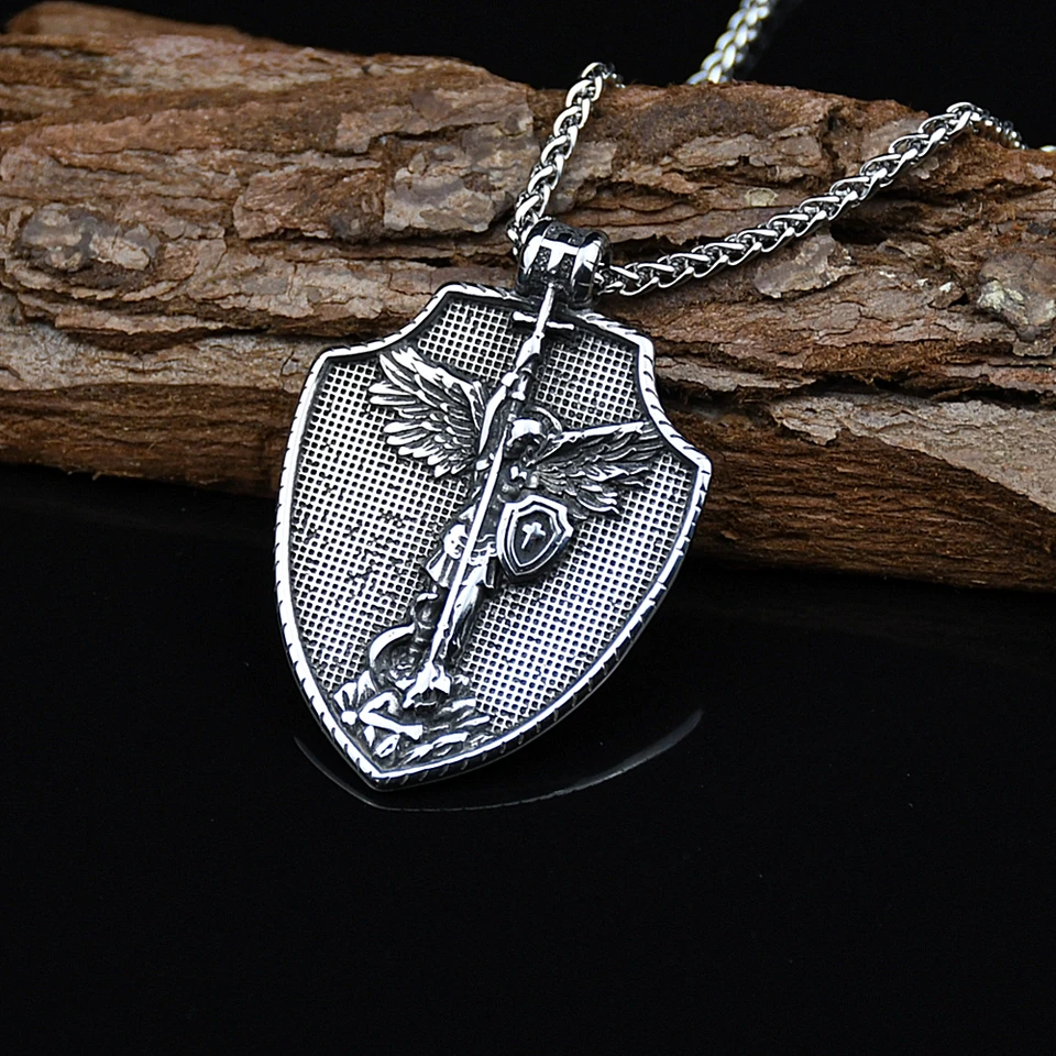 Nerezový uhlový veterný meč St.Michael Archanjel krížový štít modlitebný medailový amuletový náhrdelník
