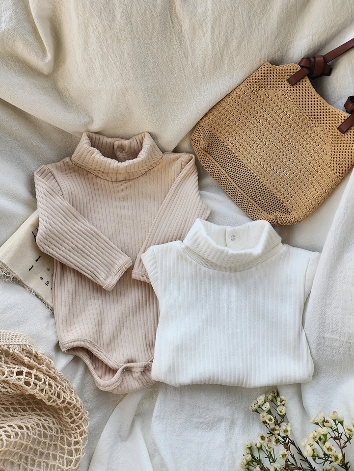 neutrálne pletené dievčatko Boy BodySuit Vysoko kvalitné detské batoľatá zimná jar jesenná béžová béžová teplá štiepka oblečenie