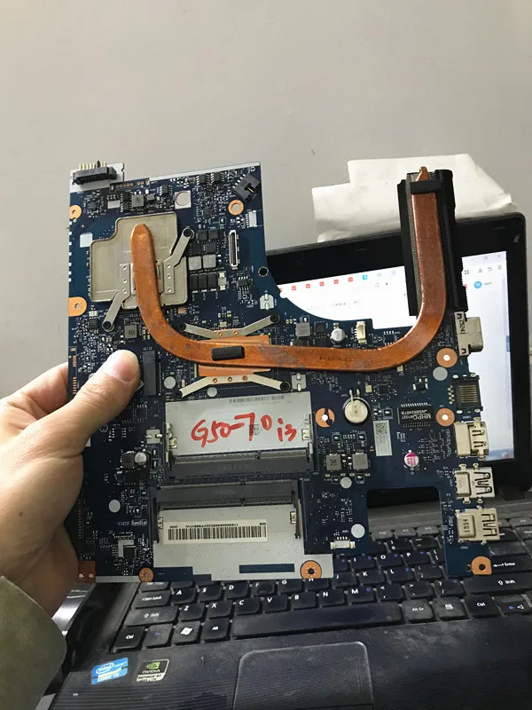 NM-A273 pre Lenovo G50-70M Z50-70 G50-70 NAPOJECKÁ DOPRAVA ACLUA/ACLUB NM-A273 s I3-4. CPU 820M + chladič