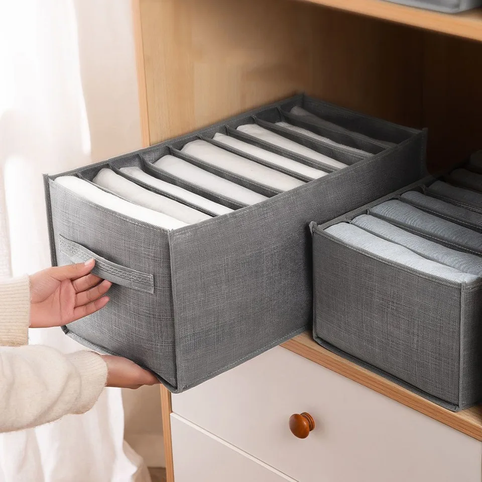 Nohavice a úložisko oblečenia artefakt box krabičky džíns