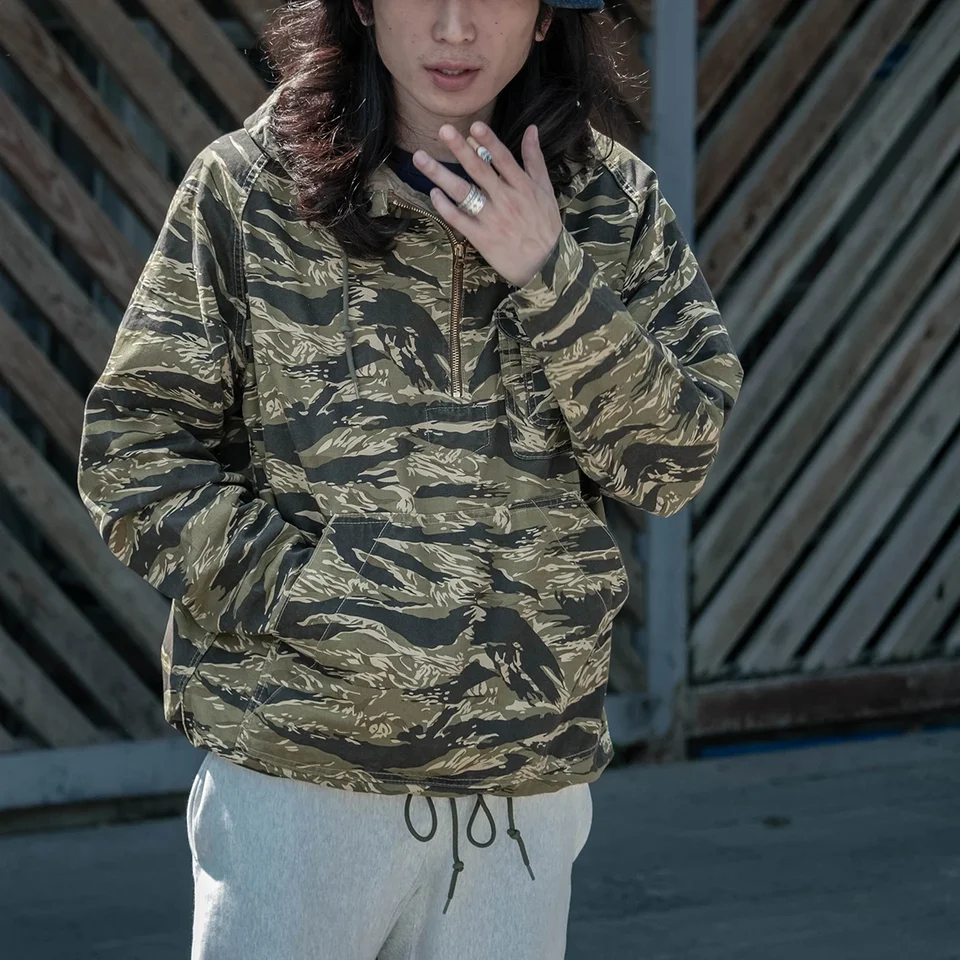 Non-Stock Golden Tiger-Stripe Camouflage Pullover Pánske mužské rukávy Vojenský smocko