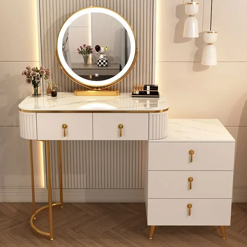 Nordický nábytok luxusný make -up stôl šaty spálňa sada dievčat hotelové izby Položky minimalistická márnosť