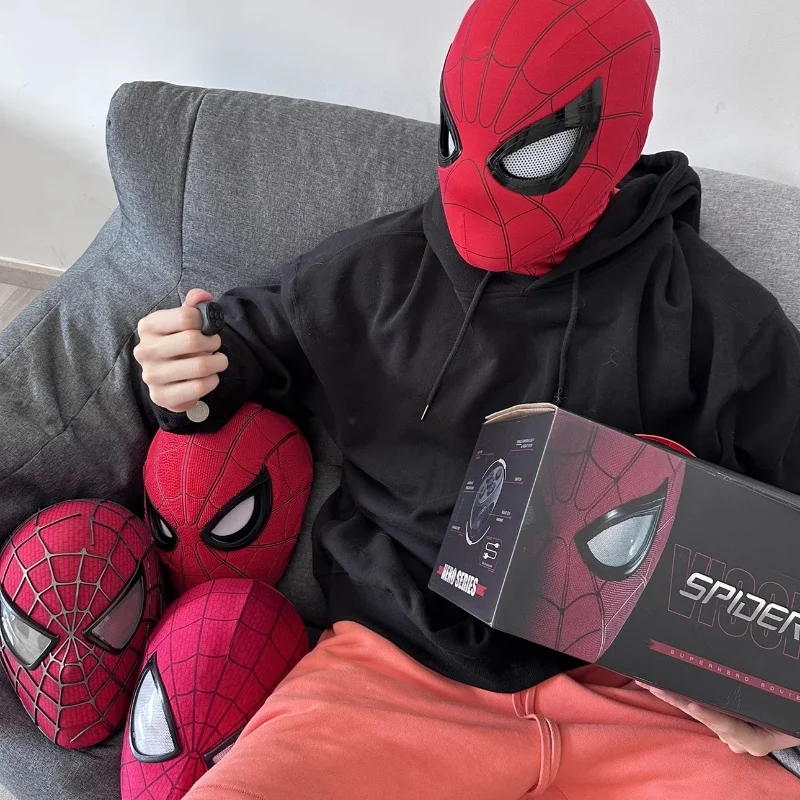 NOVINKA 1: 1 Mascara Miles Spiderman Headge Gear Cosplay pohybujúce oči Elektronická maska ​​diaľkové ovládanie kreatívne cool cook cosplay dekorácie hračky