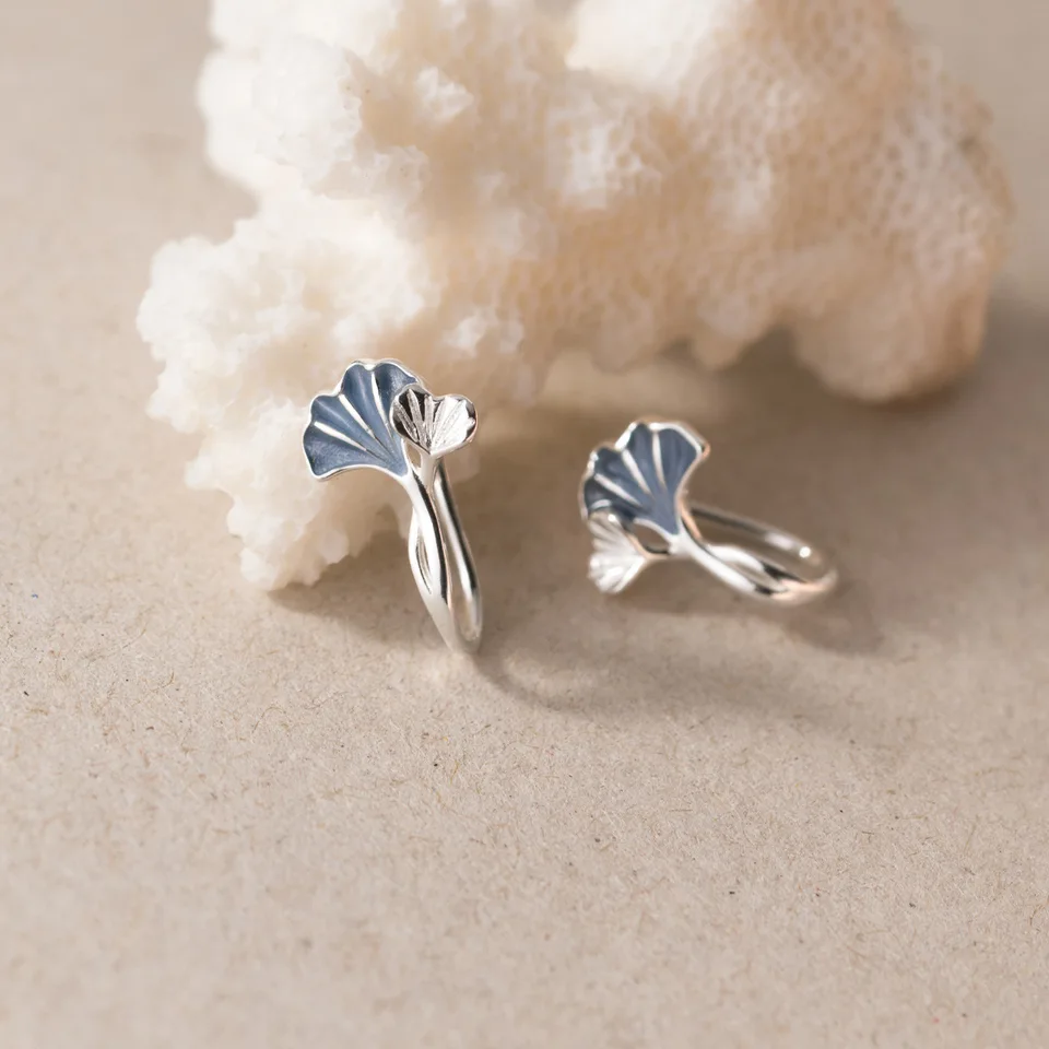 NOVINKA V 925 Sterling Silver Drip lepidlo Ginkgo biloba listy uši prepichnuté náušnice pre ženy