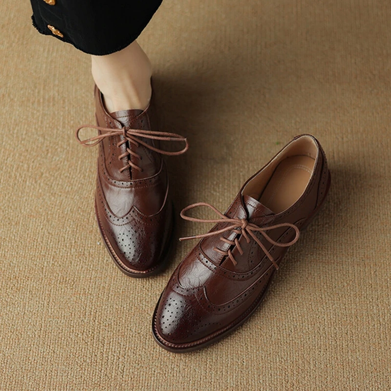 Nová jar/jeseň Ženy Oxfords Split Leather topánky pre ženy Brogues Vintage Lace Up Loafers ručne vyrábané čierne plus topánky